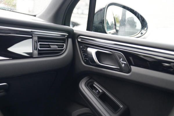 Porsche Macan 3.0 S | Panorama | Facelift | Luxe Leder | Camera | Lane assist | Bose Sound | Cruise control adaptief | Luchtvering
