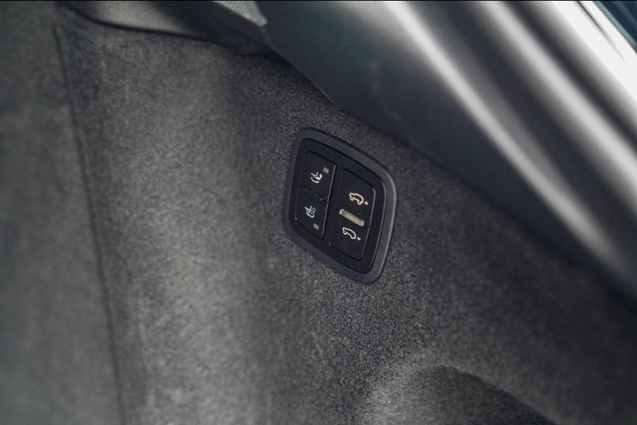 Porsche Macan 3.0 S | Panorama | Facelift | Luxe Leder | Camera | Lane assist | Bose Sound | Cruise control adaptief | Luchtvering