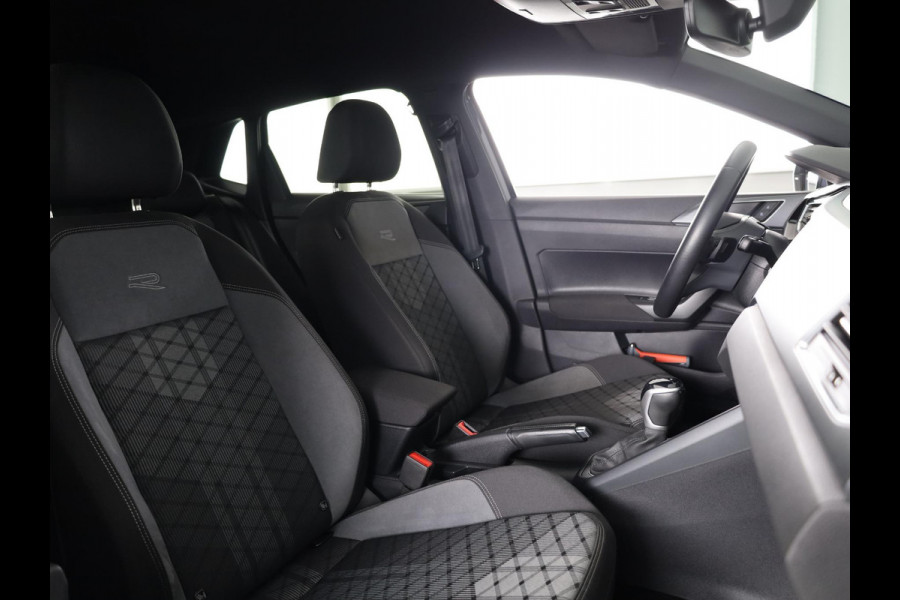 Volkswagen Polo 1.0 TSI R-Line 110PK | Automaat | Navigatie | Camera | Verlengde garantie