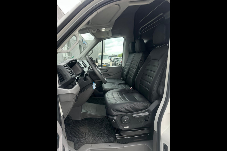 Volkswagen Crafter 35t L4H3 Highline > 177pk/Automaat/Trekhaak/Camera/P Sensoren