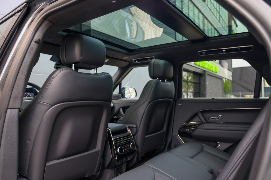 Land Rover Range Rover Sport 3.0 P550e Autobiography PHEV | BTW | VOL! | MASSAGE | 24'' VOSSEN | 4X STOELKOELING | HUD | SOFT-CLOSE |