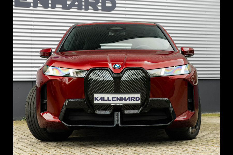 BMW iX xDrive60 112kWh - M-Sport - Trekhaak - ACC- Harman Kardon
