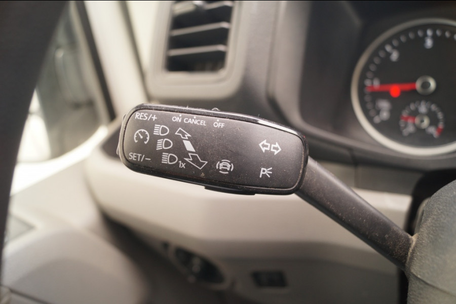 Volkswagen Crafter 35 2.0 TDI 177pk L3-H3 -NAVI-AIRCO-PDC-TREKHAAK-