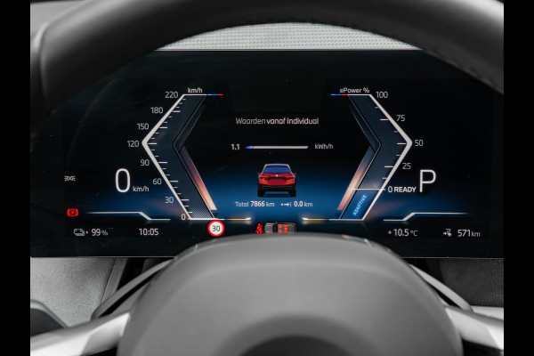 BMW iX xDrive60 112kWh - M-Sport - Trekhaak - ACC- Harman Kardon