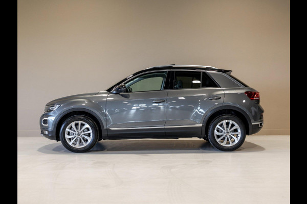 Volkswagen T-Roc 1.5 TSI Style / 150pk / Panorama dak / Lederen bekleding / Achteruitrijcamera / Stoelverwarming / Cruise