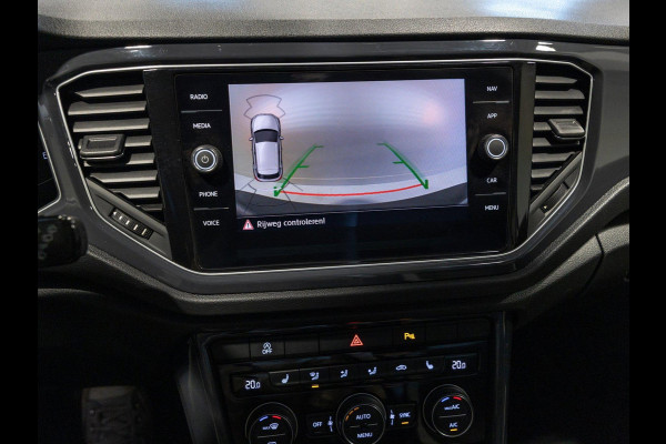 Volkswagen T-Roc 1.5 TSI Style / 150pk / Panorama dak / Lederen bekleding / Achteruitrijcamera / Stoelverwarming / Cruise