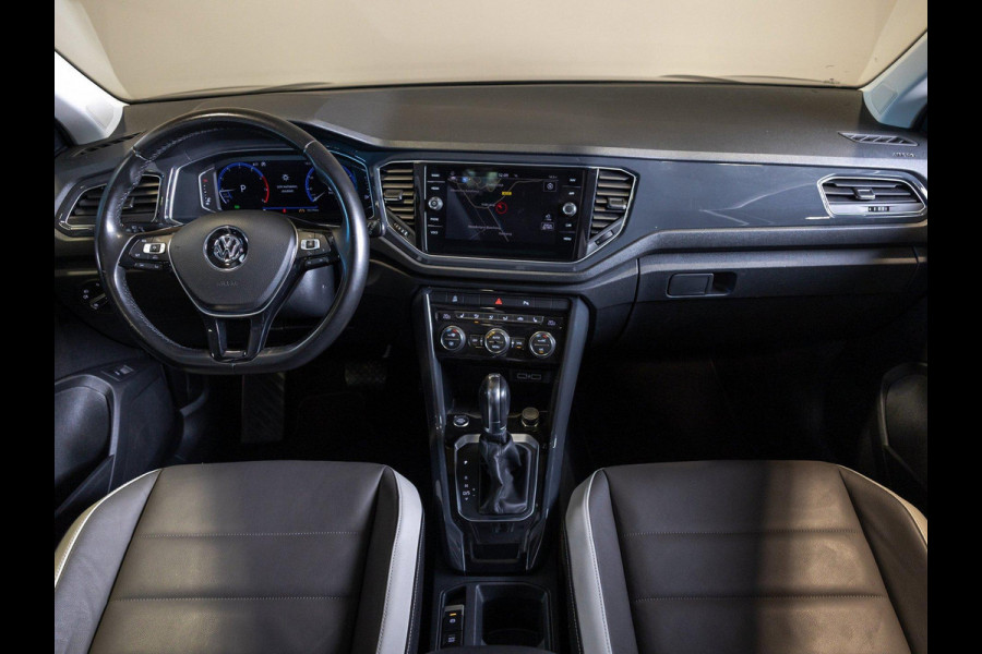 Volkswagen T-Roc 1.5 TSI Style / 150pk / Panorama dak / Lederen bekleding / Achteruitrijcamera / Stoelverwarming / Cruise