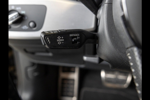 Audi A4 Avant 35 TFSI 3x S-Line / 150pk / Panorama dak / Achteruitrij camera / Stoelverwarming /