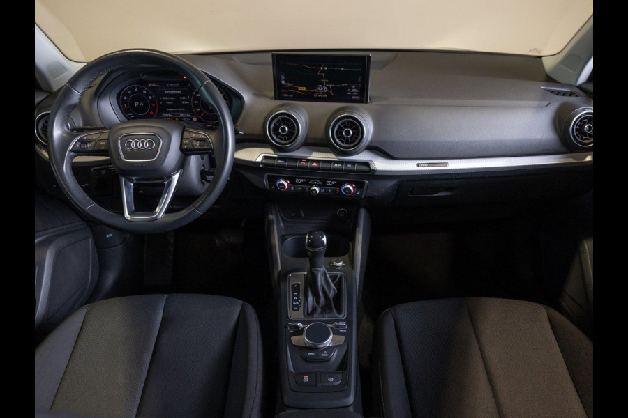 Audi Q2 35 TFSI Advanced edition / 150pk / Stoelverwarming / Adaptieve cruise control / Elektrische achterklep /