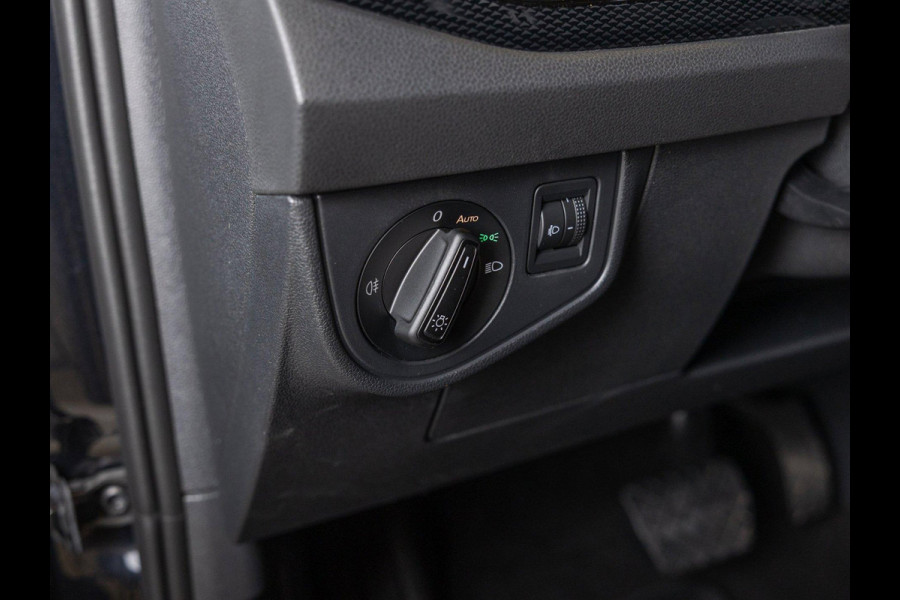 Volkswagen Taigo 1.0 TSI Life Business / 110pk / Achteruitrij camera / Automatische klimaatregeling /