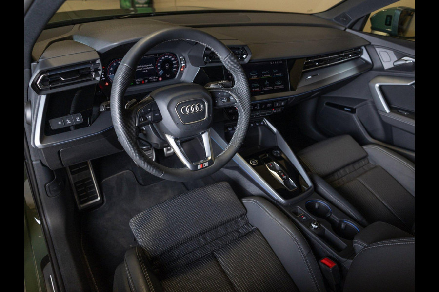 Audi A3 Sportback 35 TFSI 2x S-Line edition / 150pk / Maxton / Panorama dak / Sonos / Achteruitrij camera /