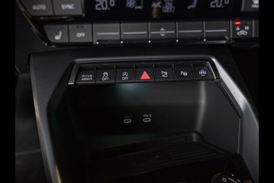 Audi A3 Sportback 35 TFSI 2x S-Line edition / 150pk / Panorama dak / Sonos / Achteruitrij camera /