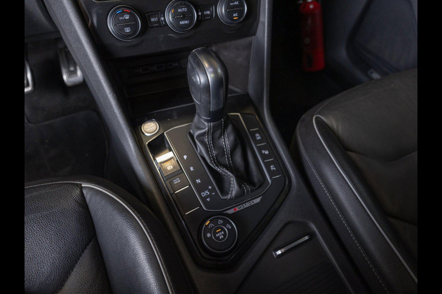 Volkswagen Tiguan 2.0 TSI 4Motion 2x R-Line / 230pk / Panorama dak / Rondomzicht camera / Dynaudio /
