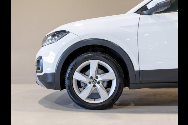 Volkswagen T-Cross 1.5 TSI Style / 150pk / Achteruitrijcamera / Apple Carplay
