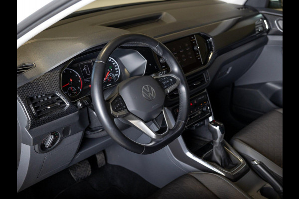 Volkswagen T-Cross 1.5 TSI Style / 150pk / Achteruitrijcamera / Apple Carplay
