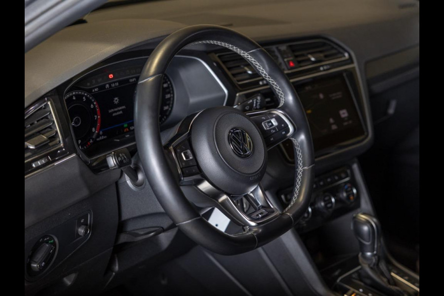 Volkswagen Tiguan 2.0 TSI 4Motion 2x R-line / 220pk / Leder / Pano / Led / Head-up / Virtual Cockpit / 360 camera