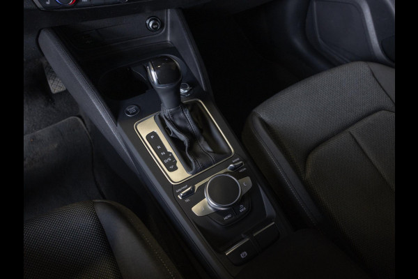 Audi Q2 35 TFSI S-Line Edition / 150pk / Cruise / Trekhaak / Navigatie