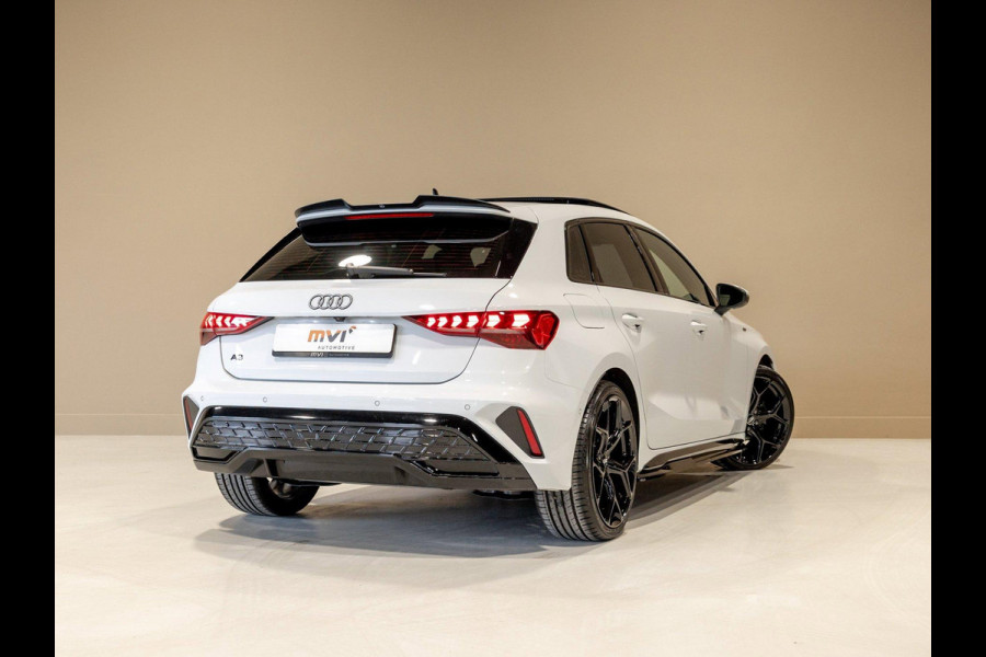 Audi A3 Sportback 35 TFSI 2x S-Line edition / 150pk / Maxton / Panorama dak / Sonos / Achteruitrij camera /