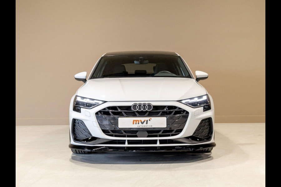 Audi A3 Sportback 35 TFSI 2x S-Line edition / 150pk / Maxton / Panorama dak / Sonos / Achteruitrij camera /