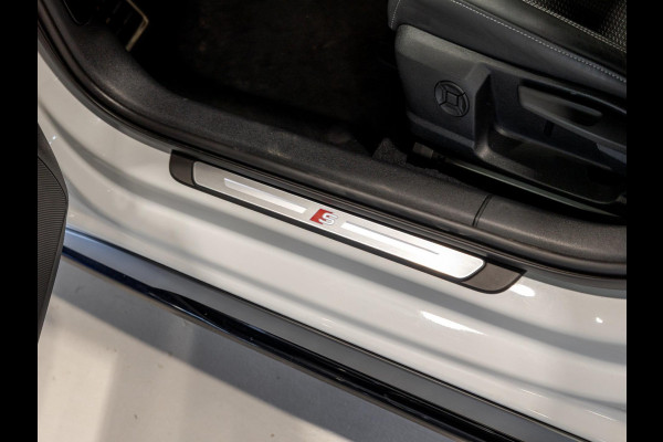 Audi A3 Sportback 35 TFSI 2x S-Line edition / 150pk / Maxton / Panorama dak / Sonos / Achteruitrij camera /
