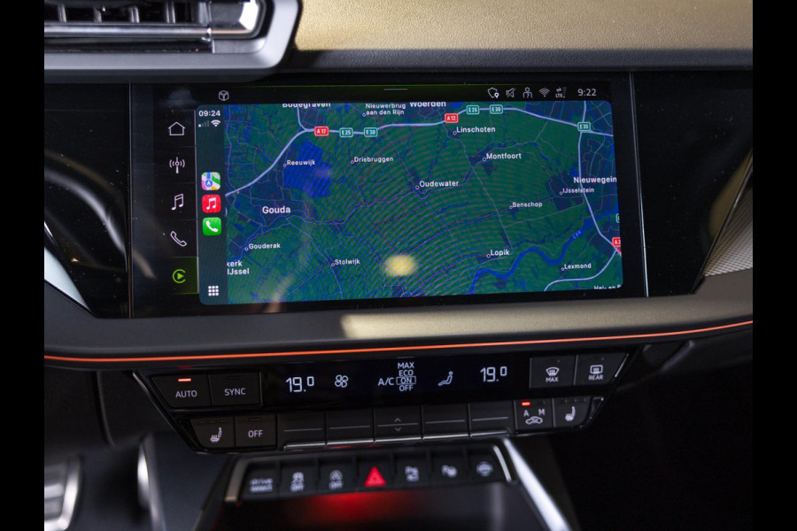 Audi A3 Sportback 35 TFSI 2x S-Line edition / 150pk / Maxton / Panorama dak / Sonos / Achteruitrij camera /