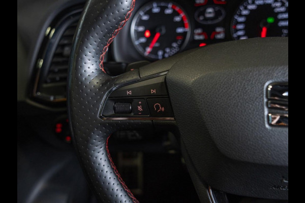 Seat Ateca 150pk / Panoramadak / Achteruitrij camera / Adaptieve cruise control