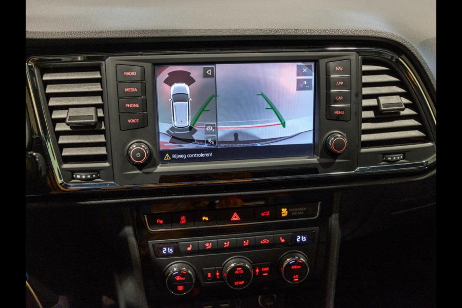 Seat Ateca 150pk / Panoramadak / Achteruitrij camera / Adaptieve cruise control