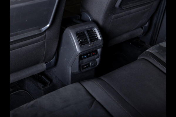 Volkswagen Tiguan Allspace 2.0 TSI 4Motion Highline 7 pers. / 180pk. / Head-up display / Apple Carplay / Trekhaak