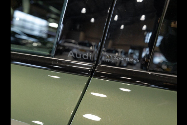 Audi A3 Sportback 35 TFSI 2x S-Line edition / 150pk / Panorama dak / Sonos / Achteruitrij camera /