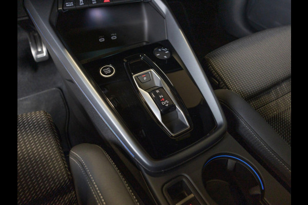 Audi A3 Sportback 35 TFSI 2x S-Line edition / 150pk / Panorama dak / Sonos / Achteruitrij camera /