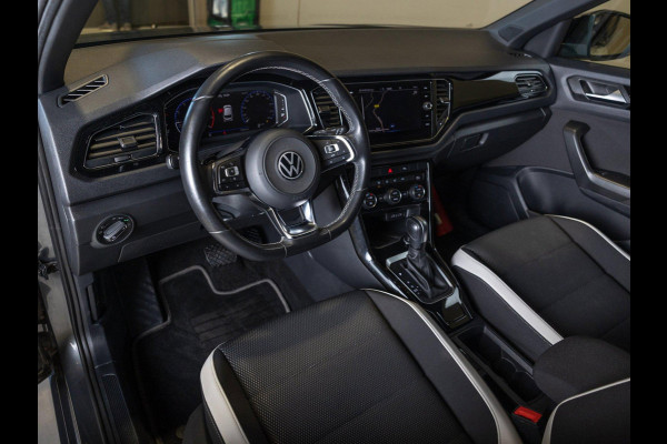 Volkswagen T-Roc Sport / 150pk / Achteruitrij camera / Virtual cockpit / Adaptieve cruise control /
