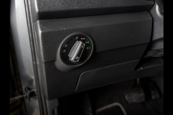 Volkswagen T-Roc Sport / 150pk / Achteruitrij camera / Virtual cockpit / Adaptieve cruise control /