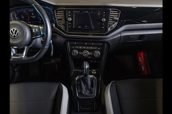 Volkswagen T-Roc Sport / 150pk / Achteruitrij camera / Virtual cockpit / Adaptieve cruise control /