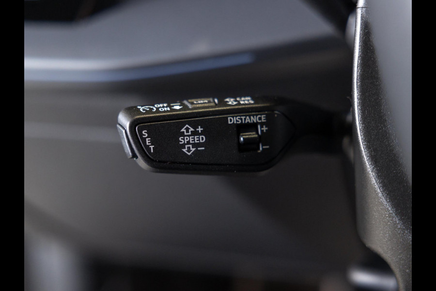 Audi A3 Sportback 35 TFSI 2x S-Line edition / 150pk / Panorama dak / Sonos / Achteruitrij camera /