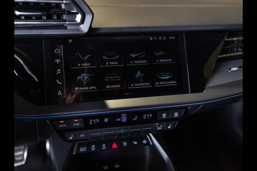 Audi A3 Sportback 35 TFSI 2x S-Line edition / 150pk / Panorama dak / Sonos / Achteruitrij camera /