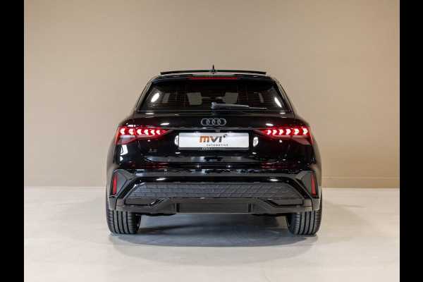 Audi A3 Sportback 35 TFSI 2x S-Line edition / 150pk / Panorama dak / Sonos / Achteruitrij camera /