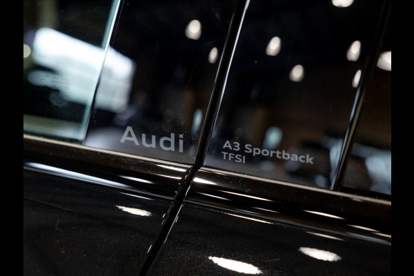 Audi A3 Sportback 35 TFSI 2x S-Line edition / 150pk / Panorama dak / Sonos / Achteruitrij camera /