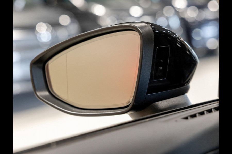 Audi A3 Sportback 35 TFSI 2x S-Line edition / 150pk / Panorama dak / Sonos / Achteruitrij camera /