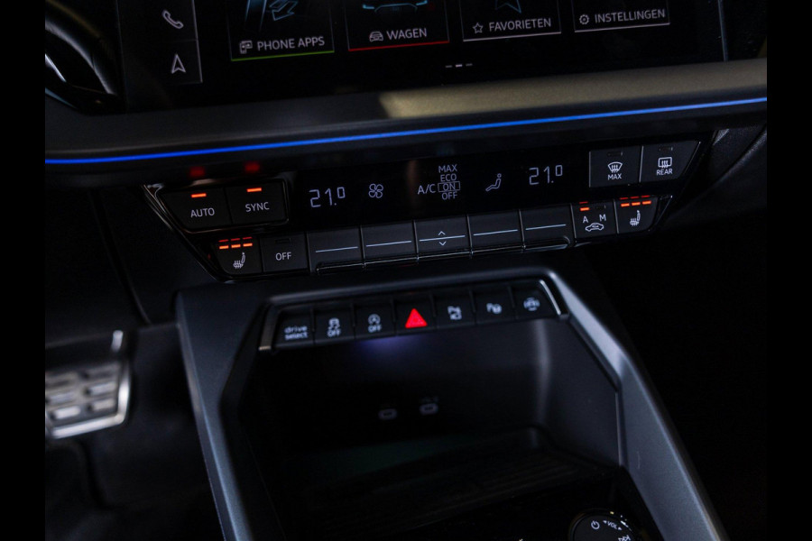 Audi A3 Sportback 35 TFSI 2x S-Line edition / 150pk / Panorama dak / Sonos / Achteruitrij camera /