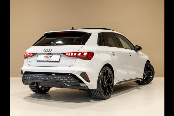 Audi A3 Sportback 35 TFSI S-Line edition / 150pk / Panorama dak / Sonos / Achteruitrij camera /