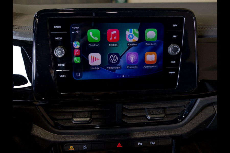 Volkswagen T-Roc Cabrio 1.5 TSI 3x R-Line / 150pk / Beats / Leder / Stoel en stuur verwarming /