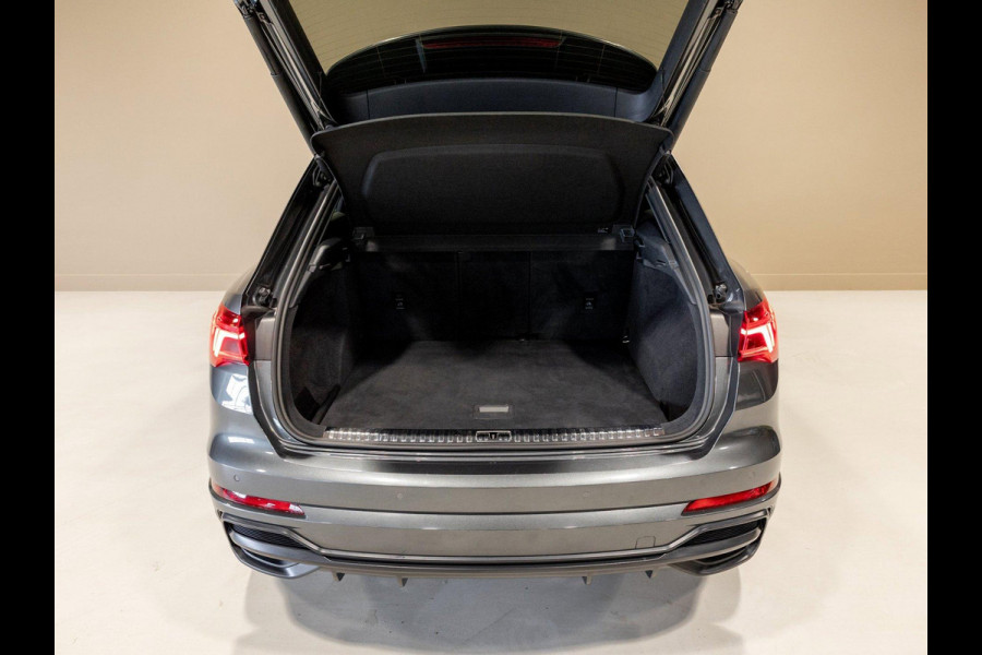 Audi Q3 45 TFSI quattro 2x S Line / 230pk / Panorama dak / B&O / Keyless / Achteruitrij camera /