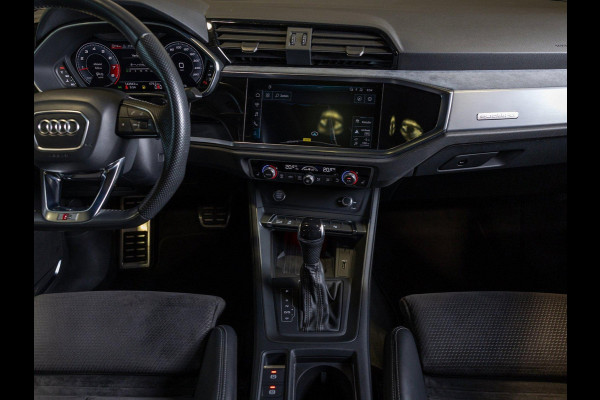 Audi Q3 45 TFSI quattro 2x S Line / 230pk / Panorama dak / B&O / Keyless / Achteruitrij camera /