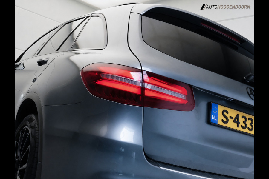 Mercedes-Benz GLC 250 4MATIC Premium Plus AMG (BURMESTER,PANORAMADAK,STOELVERWARMING,TREKHAAK,SFEERVERLICHTING,TOPCONDITIE)