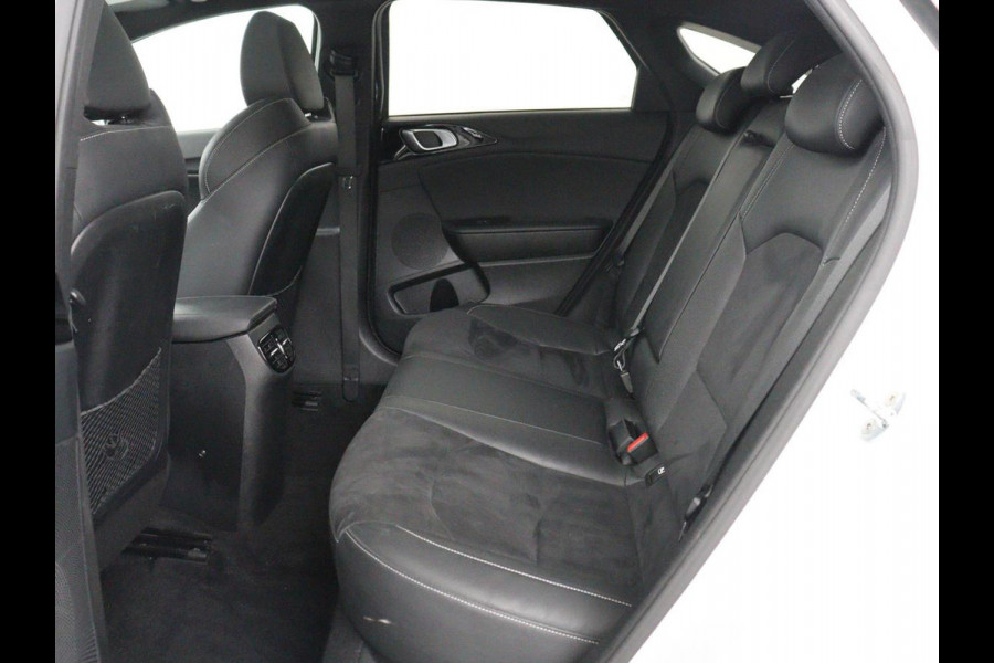 Kia ProCeed 1.0 T-GDI GT-Line | Panoramadak | Stoelverwarming | Leder/Alcantara | Carplay | Camera | Keyless | Full LED | Sportstoelen | Navigatie | Stuurverwarming | Climate control | Parkeerhulp | Cruise control