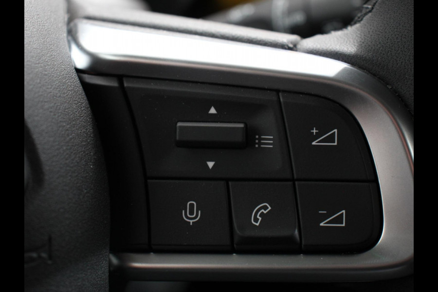 Jeep Avenger Summit 54 kWh SOH 96,5 % Camera Lichtmetalen Velgen 18" Navigatie Apple Carplay/ Android Auto Sfeerverlichting Parkeersensor achter Cruise Control Stoelverwarming Full LED Virtual Cockpit Climate Control Two tone Electrisch bedienbare achterkep