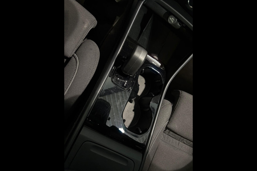 Volvo C40 Aut. Single Motor Extented Range 82 kWh SOH 91% Google 252pk