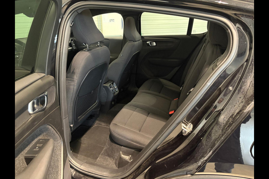 Volvo C40 Aut. Single Motor Extented Range 82 kWh SOH 91% Google 252pk