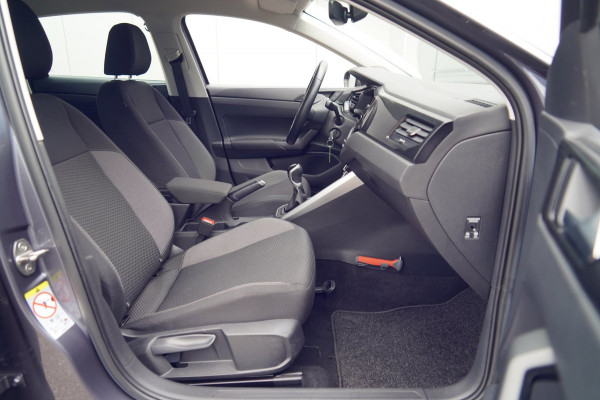 Volkswagen Polo 1.0 TSI Life / NL-Auto / Facelift / Navi / Cruise / 5-Deurs / Airco / Carplay / 84dkm NAP