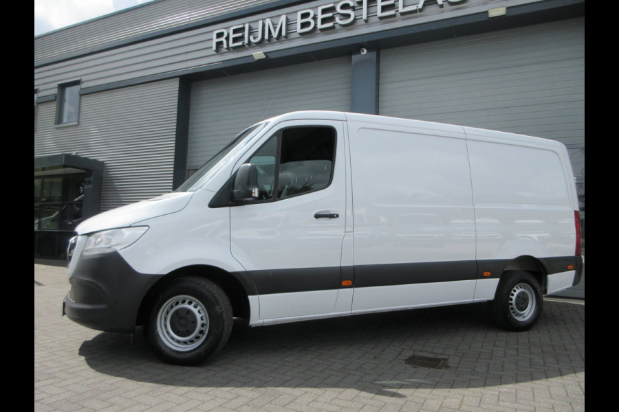 Mercedes-Benz Sprinter 316cdi L2H1 163pk Automaat, Navigatie, Camera, Trekhaak, 3-Zits, PDC, 3500kg ahw.